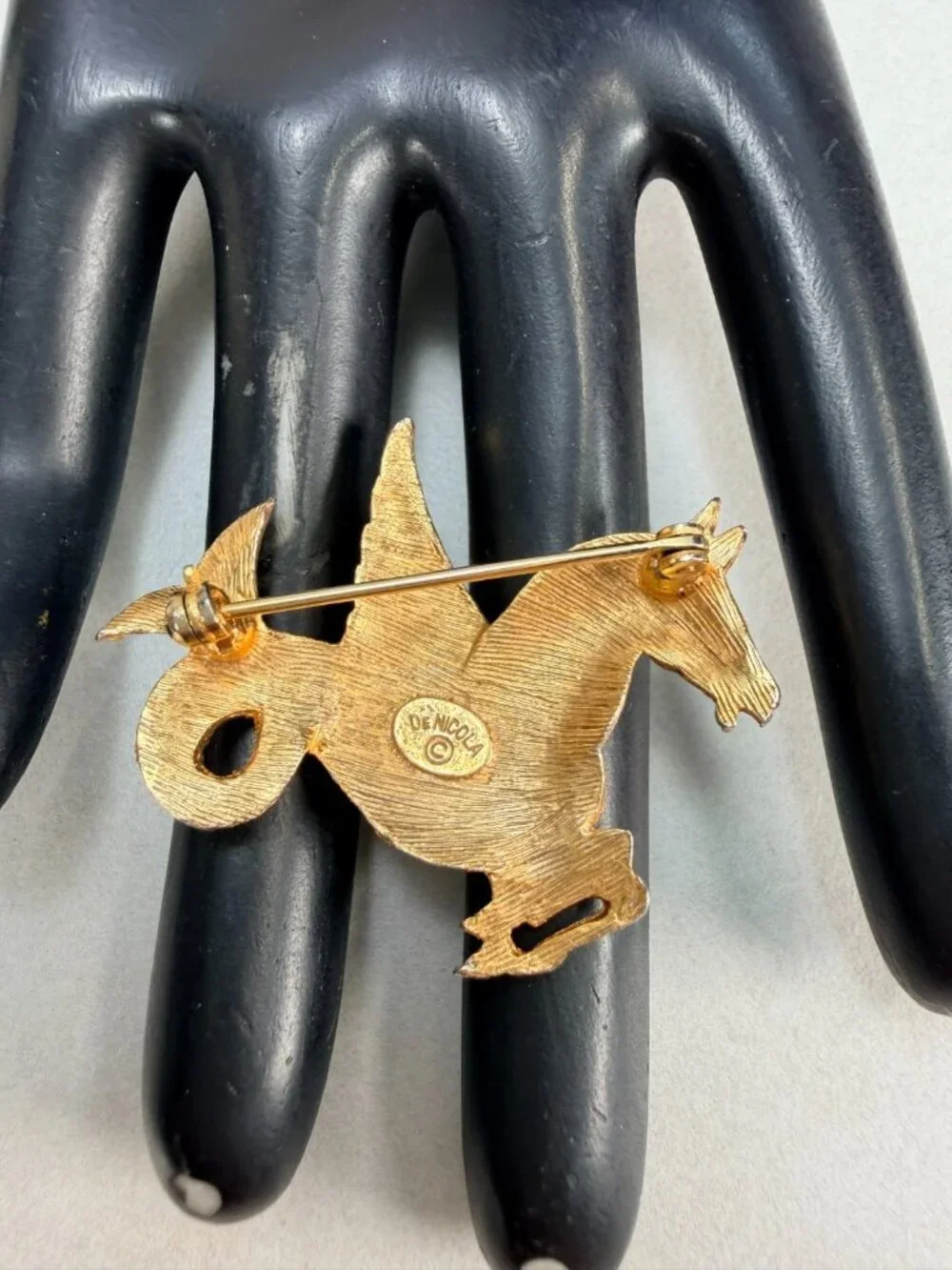 Vintage DeNICOLA Pegasus Rhinestone Gold Tone Mythological Horse Brooch Pin